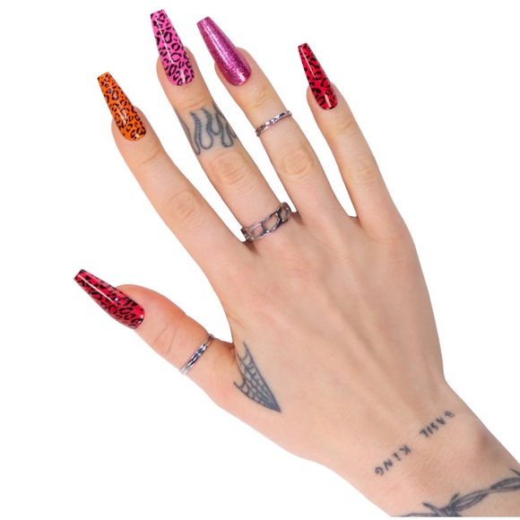 Scandal Leopard accent Press Ons - Picture 3 of 10